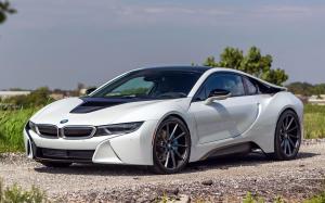 BMW i8 on Vossen Wheels (VPS-310T) 2018 года